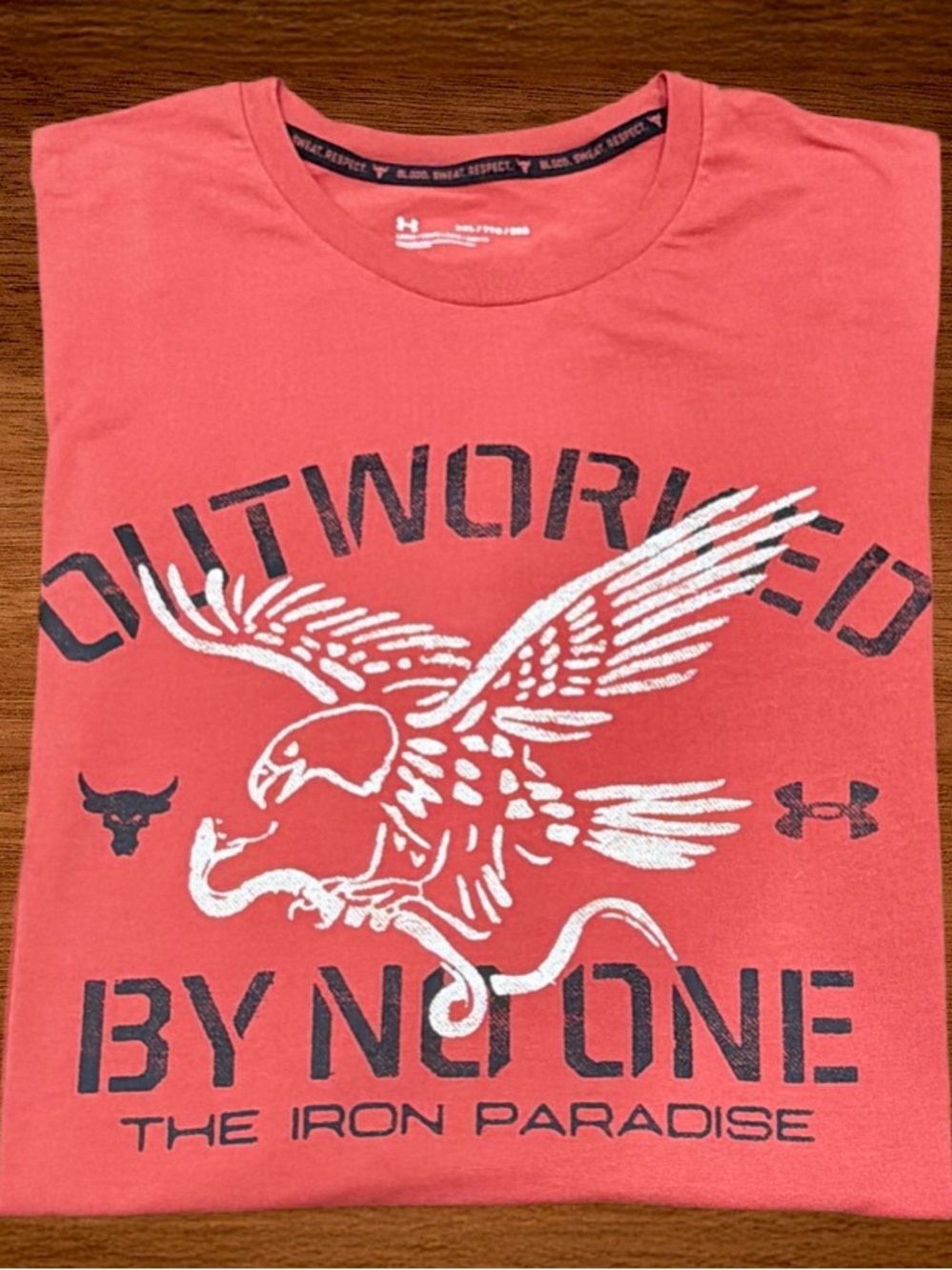 UNDER ARMOUR OUTWORKED IRON PARADISE T-SHORT. SIZE XXL